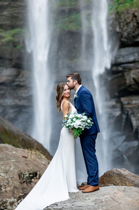 Waterfall Wedding Pictures, Toccoa Falls Wedding, Waterfall Wedding Photos, Waterfalls Wedding, Something Borrowed Blooms, Wedding Affordable, Toccoa Falls, Wedding Nature, Blue Wedding Decorations