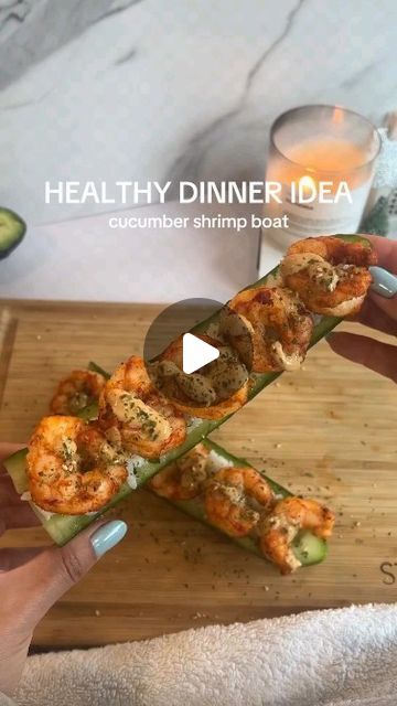 Healthy Recipes on Instagram: "Super easy and healthy dinner idea | cucumber shrimp boat 🥒🍤 By @glowingandwell  RECIPE ✨ cut cucumber in half and take off center ✨ fill center with rice (I use the microwable rice so its fast) ✨ layer on shrimp (I season them with paprika, garlic, salt & pepper and air fry for 12 min at 400F) ✨ top with @bitchinsauce or you can use spicy mayo ✨ season with furikake on top  So good and delicious, make this dinner or lunch recipe in only 15 min! Save for later :)  Follow @freshnfiteats for more healthy recipes! ✨" Cucumber Shrimp, Healthy 2024, Sushi Recipes Homemade, Bestie Board, Asian Appetizers, Clean Snacks, Shrimp Boat, Eating Light, Lunch Recipe