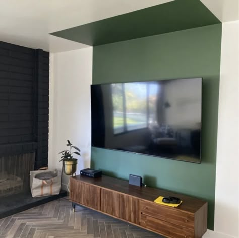 Bedroom Tv Wall Painting Ideas, Living Room Wallpaintings, Colour Block Tv Wall, One Wall Painted Living Room Ideas, Color Block Accent Wall Living Room, Tv Wall Accent Color, Tv Feature Wall Bedroom, Painted Wall Behind Tv, Accent Wall Behind Tv Paint