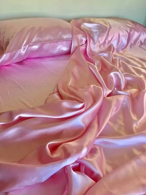 Satin Bedding, Satin Sheets, Perfect Bedding, Black Bedroom, Room Deco, Future Apartment, Dreamy Room, Dream Room Inspiration, Room Makeover Bedroom