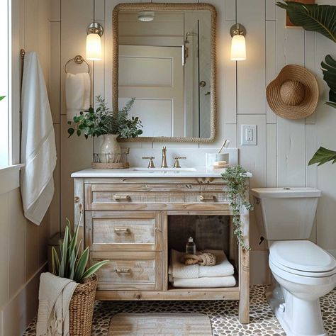 Coastal Vintage Bathroom, Subtle Beach Theme Bathroom, Coastal Small Bathroom Ideas, Small Cottage Bathroom Ideas, Coastal Small Bathroom, Small Beach Bathroom Ideas, Small Beach Bathroom, Small Coastal Bathroom Ideas, Minimalist Cottage Decor