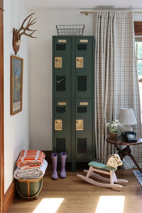 Step Inside This Vintage-Inspired Abode Full of Color, Life, and Warmt – Schoolhouse Kids Hangout Room, Vintage Playroom, Vintage Boys Room, Hangout Room, Schoolhouse Electric, Oak Trim, Cabin Interiors, How To Dress A Bed, Space Room