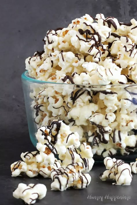 Popcorn White Chocolate Recipes, White Choc Popcorn Recipe, White Chocolate Popcorn Balls, White Chocolate Covered Popcorn, White Chocolate Popcorn Mix Recipes, Popcorn With Almond Bark, White Chocolate Popcorn Mix, Popcorn With White Chocolate, Almond Bark Popcorn