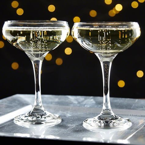 Amazon.com | Gatsby Champagne Coupe Glasses, Set of 2: Glassware & Drinkware Casablanca Cocktail, Engraved Champagne Flutes, Vintage Champagne Glasses, Coffee Milkshake, Champagne Saucers, Glass Drinkware, Personalized Champagne Flutes, Strawberry Wine, Champagne Coupe Glasses