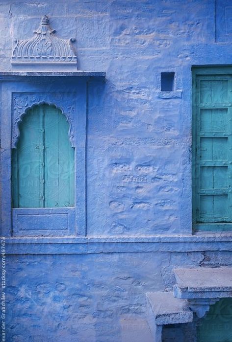 Blue Indian Aesthetic, Indian City, Indian Room, House Facade, Colorful Places, Green Architecture, Blue City, Design Seeds, Glass Cabinet Doors