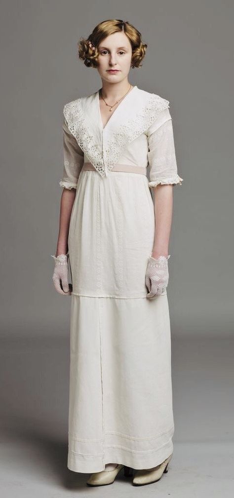 Lady Edith Crawley Fashion, 1912 Fashion Women, Lady Edith Crawley, Edwardian Era Dress, 1912 Fashion, Edith Crawley, Downtown Fashion, Downton Abbey Costumes, Downton Abbey Series