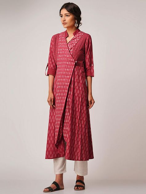 Red Handloom Cotton Ikat Kurta by Jaypore Ikat Kurta Designs, Angarkha Kurti Pattern, Angarkha Kurti, Kurti Pattern, Ikkat Dresses, Indian Kurti Designs, Kurta Patterns, Elegant Outfit Classy, Ikat Dress