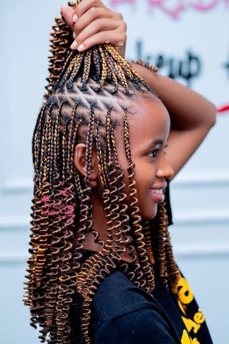 Latest Braids Styles for African American Women Best Braid Styles, Latest Braided Hairstyles, Latest Hair Braids, Big Box Braids Hairstyles, African Hair Braiding Styles, Afrikaanse Mode, Box Braids Hairstyles For Black Women, Quick Braided Hairstyles, Twist Braid Hairstyles