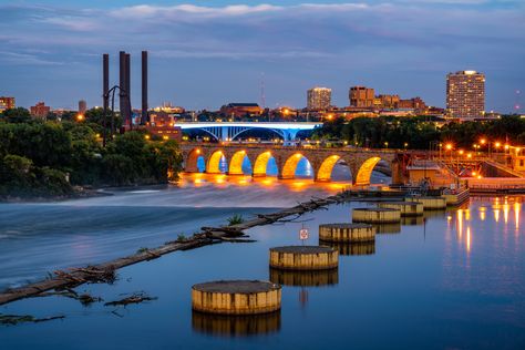 Minnesota Gothic, Stone Arch Bridge Minneapolis, Minnesota Adventures, Minneapolis Downtown, Arched Bridge, Stone Arch Bridge, J Hill, America Photo, Downtown Minneapolis