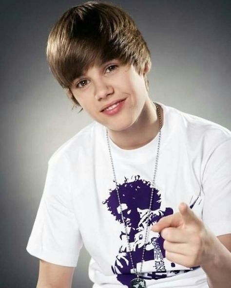 Justin Bieber Justin Bieber Smiling, Justin Bieber Pray, Justin Bieber 2009, Justin Bieber Photoshoot, Justin Photos, Beiber Fever, Justin Bieber Posters, Justin Bieber Photos, Chantel Jeffries