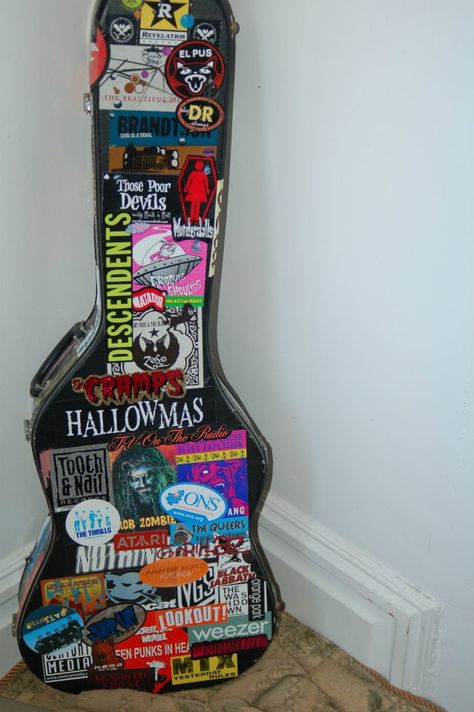 Violin Case Stickers, Instrument Case Decorated, Guitar Case Stickers, Guitar Stickers, Violin Case, Cat Hug, Guitar Obsession, Sticker Bomb, Cool Electric Guitars