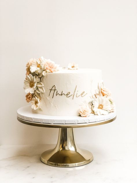 Portfolio Floral Cake Birthday, Birthday Cake For Women Simple, Cakes Pretty, Floral Cake Design, Modern Birthday Cakes, Tier Cakes, Cake With Flowers, Birthday Cake With Flowers, Elegant Birthday Cakes