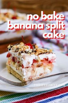 Banana Split Cake With Pudding, Banana Split No Bake Dessert, Spring Desserts No Bake, Banana Split Cake No Bake, No Bake Banana Split Cake, No Bake Banana Split Dessert, Banana Split Cake Recipe, Banana Split Dessert Recipes, Banana Split Recipes