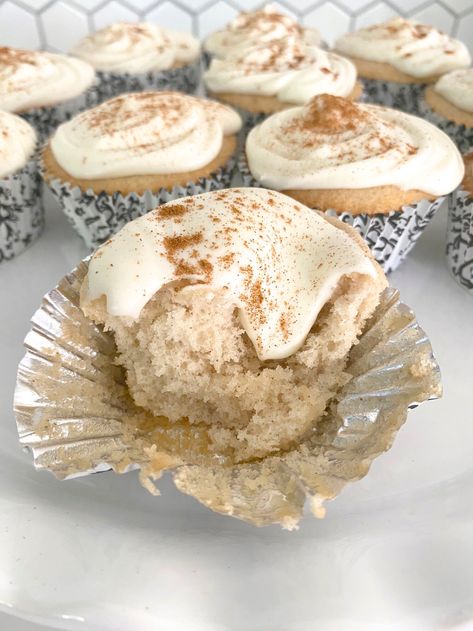 Horchata Cake Recipe, Horchata Cake, Horchata Cupcakes, Bakers Gonna Bake, Cupcake Pans, Cupcake Recipe, Traditional Mexican, Time To Eat, Cake Frosting