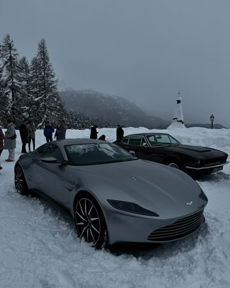 License to chill. 🍸🧊✨ Cars In Snow, Winter Resort, Aston Martin Cars, Car Deco, Winter Car, Cars Brand, Silver Car, Car Aesthetic, Winter Getaway