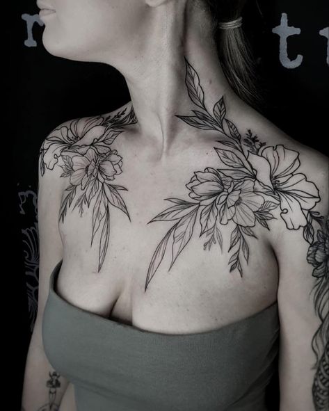 Women’s Floral Chest Tattoo, Womens Back Neck Tattoo, Dark Neck Tattoos Women, Unique Detailed Tattoos, Collar Neck Tattoo, Nature Chest Tattoo Female, Art Deco Chest Tattoo, Vine Chest Tattoo Female, Ladies Chest Tattoo Ideas