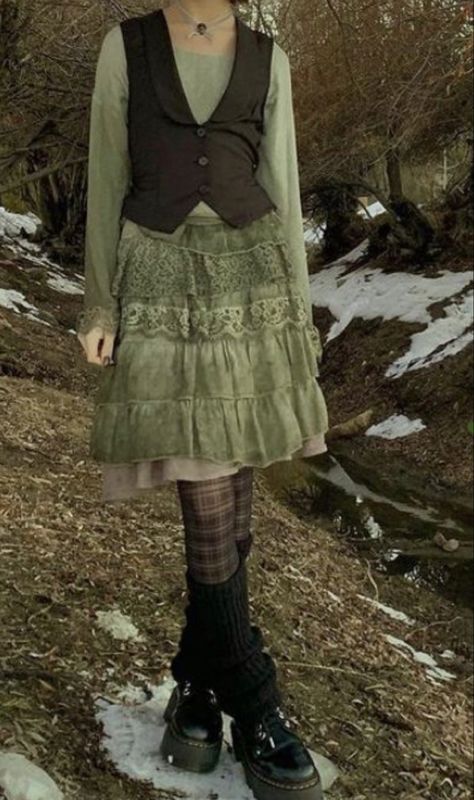 Grunge Winter Outfits, Fairy Grunge Outfit, Fairy Core Outfits, Fairycore Outfit, Grunge Winter, Fairycore Clothes, Swaggy Outfits, Fairy Grunge, Alternative Outfits