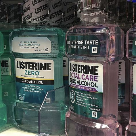 Listerine Aesthetic, Aesthetic Mouthwash, Mouthwash Aesthetic, Mouthwashing Aesthetic, Anya Aesthetic, Hygiene Products Aesthetic, Gum Aesthetic, Fake Reality, Listerine Mouthwash