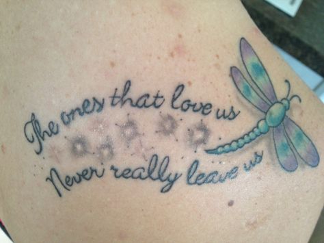 Memory tattoo:) Dragonfly Tattoo Memorial, Tattoos In Memory, Vintage Clock Tattoos, Tattoo Memorial, Dragonfly Tattoos, Memorial Tattoo Quotes, Tattoos 2024, Dragonfly Tattoo Design, Family Tattoo