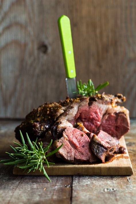 The easiest and best Roast Lamb Shoulder you will make in your life! A must make for anybody on a real food, clean-eating, healthy-eating diet. Boneless Lamb Shoulder Roast, Roast Lamb Shoulder, Lamb Roast Recipe, Lamb Shoulder Roast, Best Roast, Lamb Dinner, Goat Recipes, Roast Lamb, Shoulder Roast