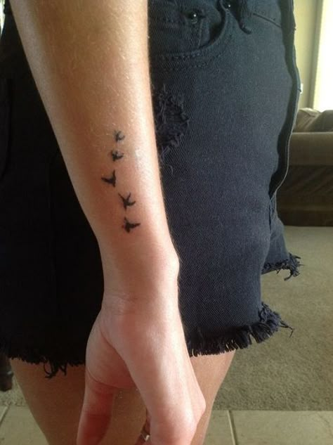 Lower+Arm+Dove+Tattoos Small Dove Tattoos, Simple Bird Tattoo, Bird Tattoos Arm, Small Bird Tattoos, Tiny Bird Tattoos, Bird Tattoos For Women, Vogel Tattoo, Dove Tattoos, Bird Tattoo Wrist