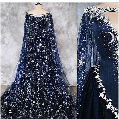 Beautiful Night Court Dress Midnight Ball Gown, Space Gown, Midnight Gown, Dark Blue Prom Dresses, Prom Dress Sparkly, Moon Outfits, Midnight Dress, Gaun Abad Pertengahan, Blue Prom Dresses