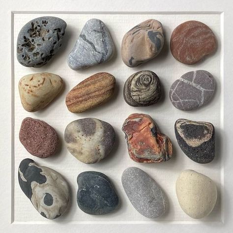 Rock Types, Pretty Rocks, Cool Rocks, Life Is Strange, My New Room, Earthy Tones, Rocks And Minerals, The East, Geology