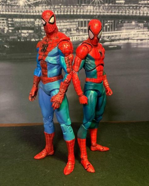 Cole cash on Instagram: "Woah 🤯 #spiderman #actionﬁgures #fyp #custom #mafexspiderman #figures #stopmotin #woah" Mafex Spiderman, Action Figure Poses, Spiderman Action Figure, Marvel Figures, Spider Man Stuff, Comics Drawing, Spider Man Art, Marvel Figure, Comics Characters