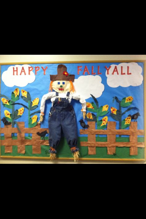 Fall bulletin board Classroom Door Decorations, School Fall Festival, Snoopy Fall, October Bulletin Boards, Office Bulletin Boards, Fall Bulletin Board, Work Bulletin Boards, Thanksgiving Crafts Preschool, Fall Classroom