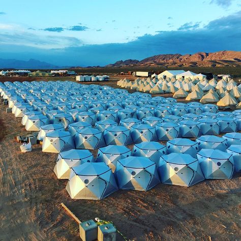 Campsite Layout, Homeless Shelter Design, Burning Man Camps, Editorial Article, Social Architecture, Emergency Shelters, Emergency House, Portable Shelter, Shelter Design