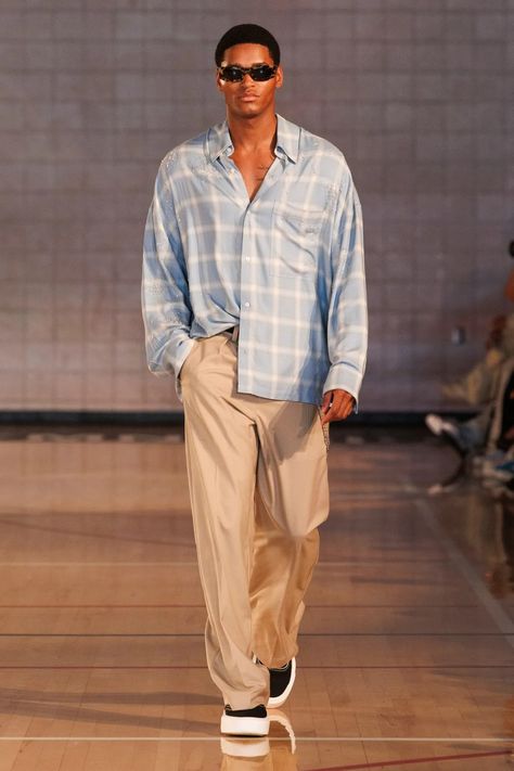 Nahmias Spring 2025 Ready-to-Wear Collection [PHOTOS] Classy Outfits Men, Menswear Runway, Physical Education, Gentleman Style, Men's Wardrobe, Fashion Week Spring, Stylish Men, Lifestyle Brands, View Photos