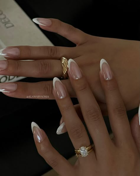 Celebrity Nails Trends 2024, White Gold Nails Design Classy, French Nail Designs 2024 Trends, Wedding Nails 2024, Classy Engagement Nails, Engagement Nails, Nude Nail, White Tip, Bridal Nails