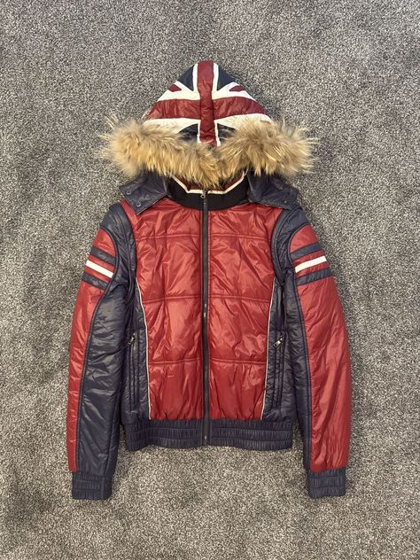 Dolce & Gabbana Union Jack Fur Puffer Jacket / Vest Hysteric Glamour Outfit Men, Fur Puffer Jacket, Puffer Jacket Vest, Glamour Outfit, If Six Was Nine, Street Style Outfits Men, Hysteric Glamour, Jacket Vest, Men's Outerwear