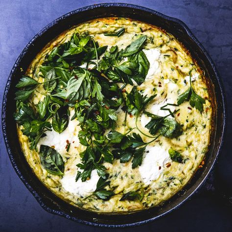 Squash Frittata, Spinach And Goat Cheese, Goat Cheese Quiche, Best Zucchini Recipes, Summer Squash Recipes, Ricotta Recipes, Cheese Quiche, Make Ahead Breakfast, Summer Squash