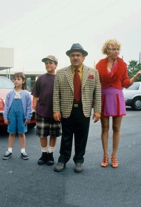 Would literally wear all of these 'fits Danny Devito Matilda, Matilda Jr, Matilda Movie, Matilda Wormwood, Rhea Perlman, Matilda Musical, Matilda Costume, Nostalgic Movies, Mara Wilson