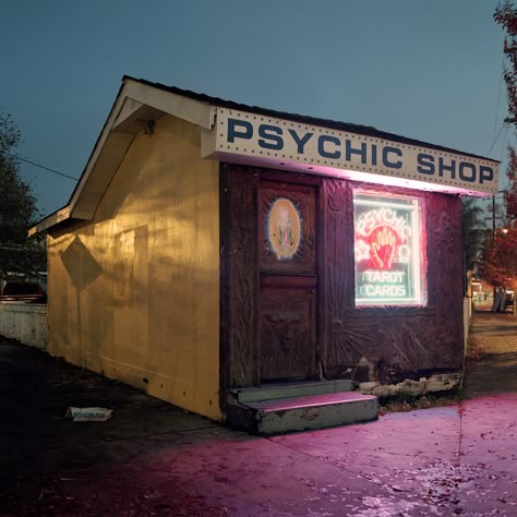 Psychic Shop, Fantasy Town, Robert Doisneau, Welcome To Night Vale, Night Vale, American Gothic, Southern Gothic, Gothic Aesthetic, Sam Winchester