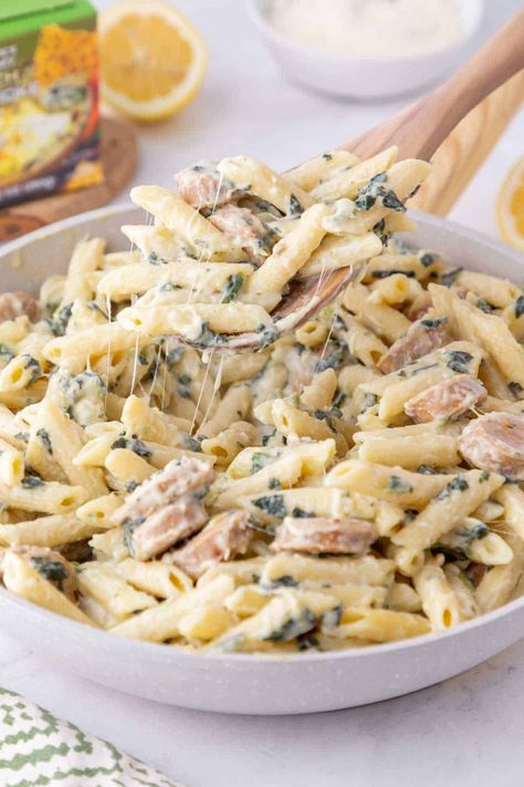 This Trader Joe's Spinach and Artichoke Dip Pasta went viral on TikTok with good reason! It's absolutely delish and so easy to make! This recipe is a weeknight staple at our house! This is an easy Trader Joe's recipe that is perfect for busy weeknights. There are many ways to customize this Viral Spinach and Artichoke Dip Pasta recipe made this dip from Trader Joe's. You can add veggies, switch the protein or the pasta shape. It's an easy 30 minute pasta meal using ingredients from Trader ... Artichoke Dip Pasta, Trader Joes Recipes Dinner, Chicken Artichoke Pasta, Trader Joes Recipes Healthy, Spinach Artichoke Pasta, Spinach And Artichoke Dip, Joe Recipe, Vegetarian Pasta Recipes, Trader Joes Recipes