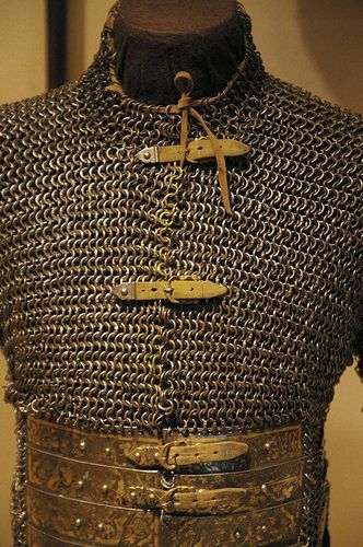 Chain Mail Armor Dnd Art, Chain Mail Shirt, Chain Mail Armor, Chain Shirt, Historical Armor, Medieval Life, Medieval World, Knight In Shining Armor, Medieval Costume