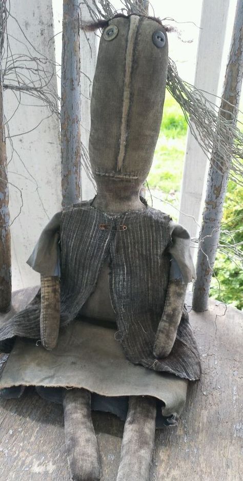 Black Folk Art, Primitive Doll Patterns, Textile Art Dolls, Primitive Doll, Folk Doll, Ugly Dolls, Scary Dolls, Folk Art Dolls, Black Dolls