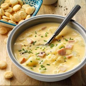 Favorite Fish Chowder Recipe: How to Make It Cheesy Chicken Chowder, Cheesy Ham Chowder, Ham Chowder Recipe, Ham Chowder, Ham Soup Recipes, Sausage And Kale Soup, Kale Soup Recipes, Chicken Chowder, Ham And Potato Soup