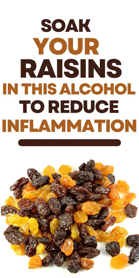 Reduce inflammation naturally by soaking your raisins in this alcohol! Discover how this simple remedy can help ease joint pain and improve your overall health. Perfect for anyone looking for a natural, easy way to boost wellness. Natural Steroids For Inflammation, Reduce Inflammation Fast, Gin Soaked Raisins, Reduce Inflammation Natural Remedies, Benefits Of Dates, Health Benefits Of Dates, Fatigue Remedies, Inflammation Remedies, Metabolism Foods