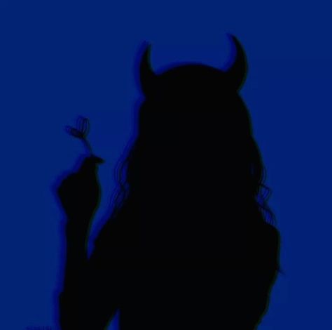 Demon Aestethic Girl, Demon Horns Aesthetic, Secret Pfp, Devil Girl Aesthetic, Demon Girl Aesthetic, Horns Aesthetic, Temptation Aesthetic, Devilcore Aesthetic, Demon Photo