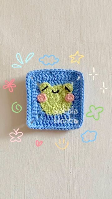 Crochet Frog Granny Square Pattern, Cute Granny Square Pattern Free, Cute Granny Square Crochet Pattern Free, Baby Blanket Crochet Pattern Granny Square, Frog Crochet Granny Square, Easy Crochet Projects Granny Square, Easy Beginner Crochet Granny Square, Frog Granny Square Pattern, Tutorial For Crochet