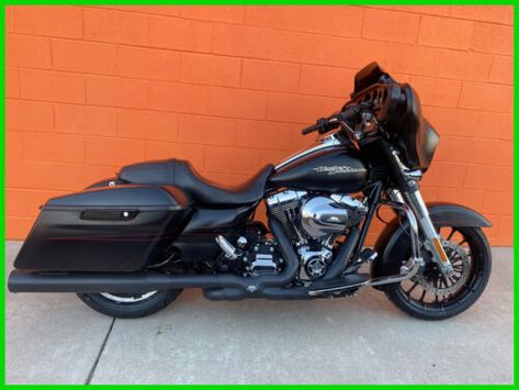 ad eBay - Find many great new & used options and get the best deals for 2015 Harley-Davidson Street Glide Special at the best online prices at eBay! Free shipping for many products! Moter Cycles, Harley Street Glide Special, Road King Harley Davidson, Harley Street Glide, Road Glide St 2022, Breakout Harley Davidson, Harley Davidson Ultra Limited, Street Glide With 21 Inch Front Wheel, Street Glide Harley