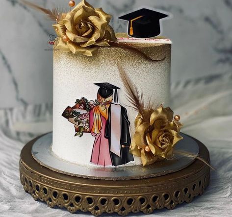 Pink Grad Cake, Graduation Theme Cake, Graduation Cake Ideas, Graduation Cake Designs, Anna Cake, Graduation Party Cake, How To Stack Cakes, Cake Recipes Easy Homemade, Beautiful Birthday Cakes