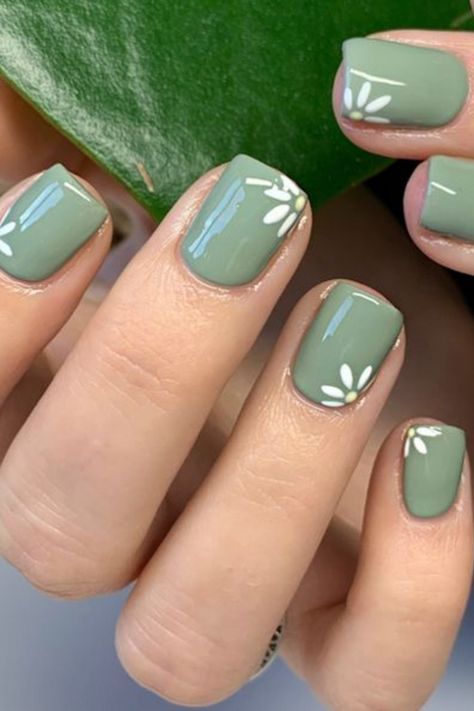 Natural Nail Ideas Square, Spring Nails Short Nails, Fall Florida Nails, Super Short Spring Nails, Army Green Nails Short, Painted Natural Nails Short, Late Spring Nails, Sage Green Pedicure, Light Green Summer Nails