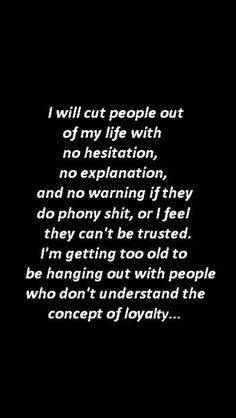 ✂️✂️ Good Riddance Quotes, Friendship Loyalty Quotes, Hypocrite Quotes Funny, Lie To Me Quotes, Quotes About Loyalty, Hypocrite Quotes, People Quotes Truths, Standards Quotes, Quotes About People