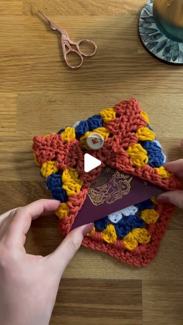 Catherine Neil on Instagram: "I can’t stop making granny square pouches 🧶

I tried lining the first one I made and it didn’t exactly go to plan so I thought I’d quickly whip this one up and try again!

Find the PDF pattern on my Etsy shop with 20% off!

#grannysquare #crochet #yarn #scrapyarn #crochetproject #easycrochet #grannysquarepouch #crochetforinstagram #crochetaddict #crochetlove #yarnlove #etsycrochet #ravelry #crochetcrew #crochetreels #crochetideas #yarnideas #crocheting #crochetinspiration #crochetinspo #crochetproject #quickcrochet #quickcrochetproject #crochetpatterndesigner #grannysquaretherapy #crochetphonecase" Crochet Granny Square Envelope, Granny Square Pouch, Quick Crochet Projects, Crochet Phone Cases, Padded Pouch, Square Envelopes, Quick Crochet, Crochet Granny, Try Again