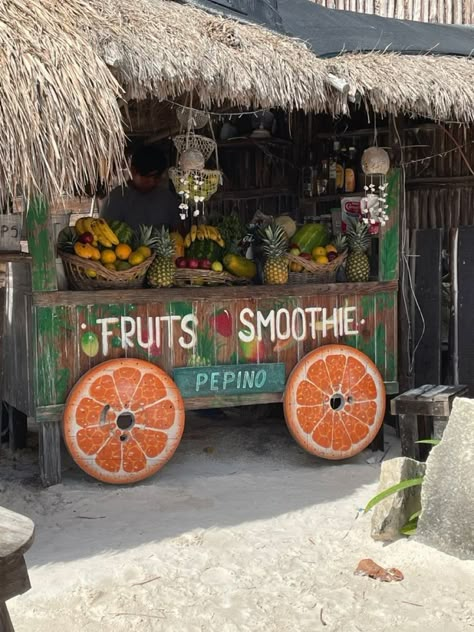 Juice Bar Design, Smoothie Shop, Fruit Stand, Smoothie Bar, Kitchen System, Beach Cafe, Fruit Stands, Hawaii Life, Coconut Girl