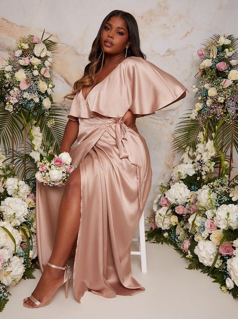 Chi Chi Women's Plus Size Angel Sleeve Wrap Design Bridesmaid Maxi Dress in Champagne, Size 18 Sleeve Bridesmaid Dress, 30th Birthday Ideas For Women, Bridesmaid Duties, Angel Sleeves, Maxi Bridesmaid Dresses, Shower Dresses, Angel Sleeve, Chic Dress, London Fashion